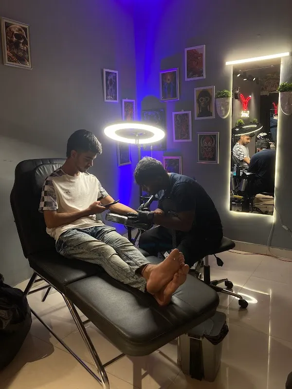 Swink Tattoo Studio | Piercing | Nail Art (Lust For Nails)