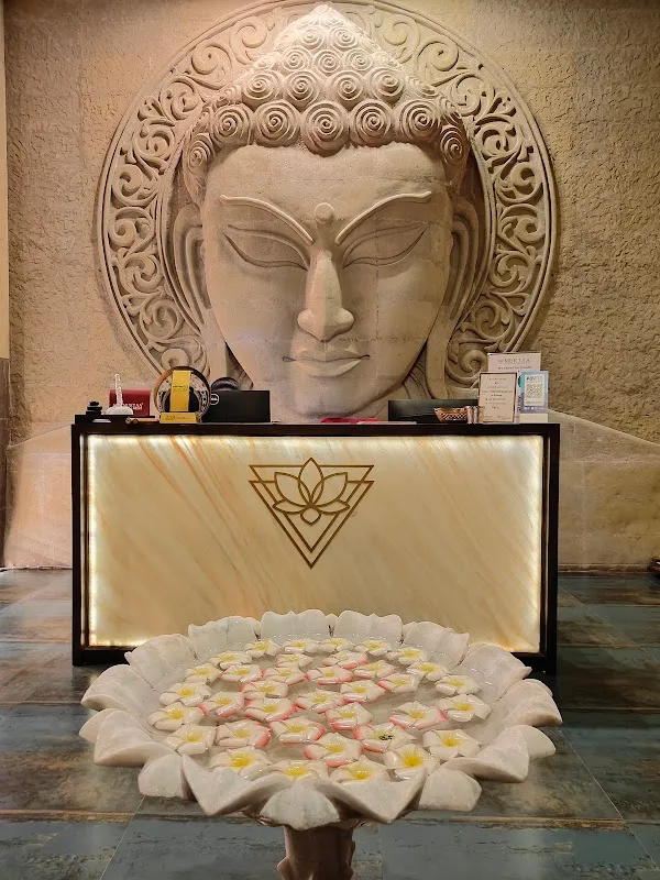 Muktaa Wellness in Marine Drive