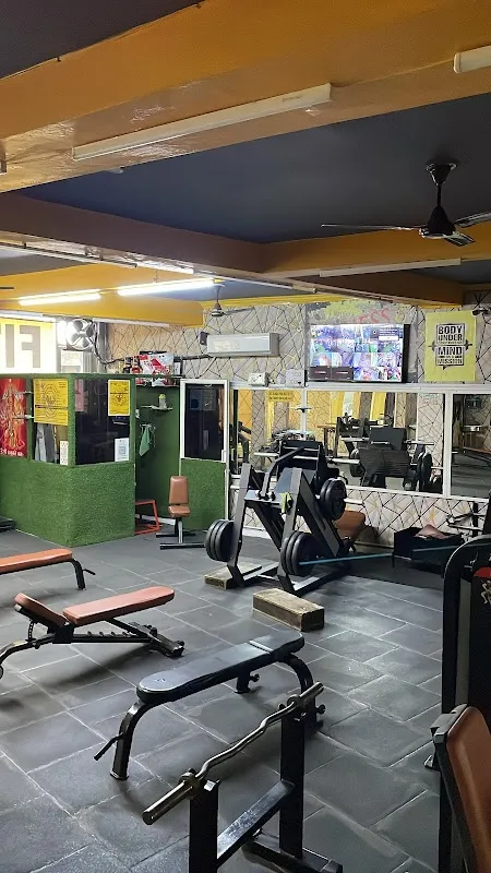 FITNESS FAME FACTORY UNISEX GYM
