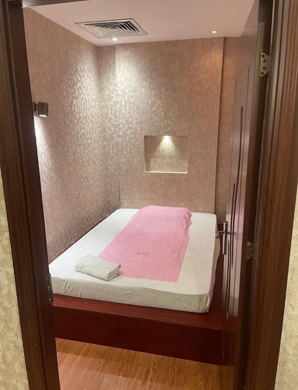 11 Sands Wellness Luxury Spa