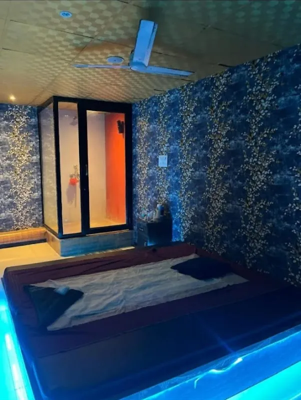 11 Sands Wellness Luxury Spa