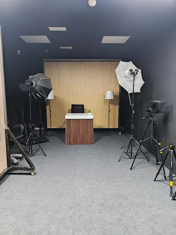 Dr. Bomb Podcast Studio and Video Shooting Studio - Podcast Studio, Video Shooting