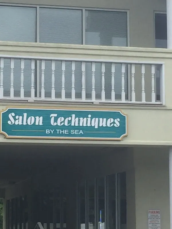 Salon Techniques by the Sea