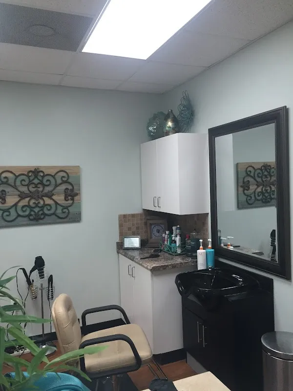 Salon Techniques by the Sea