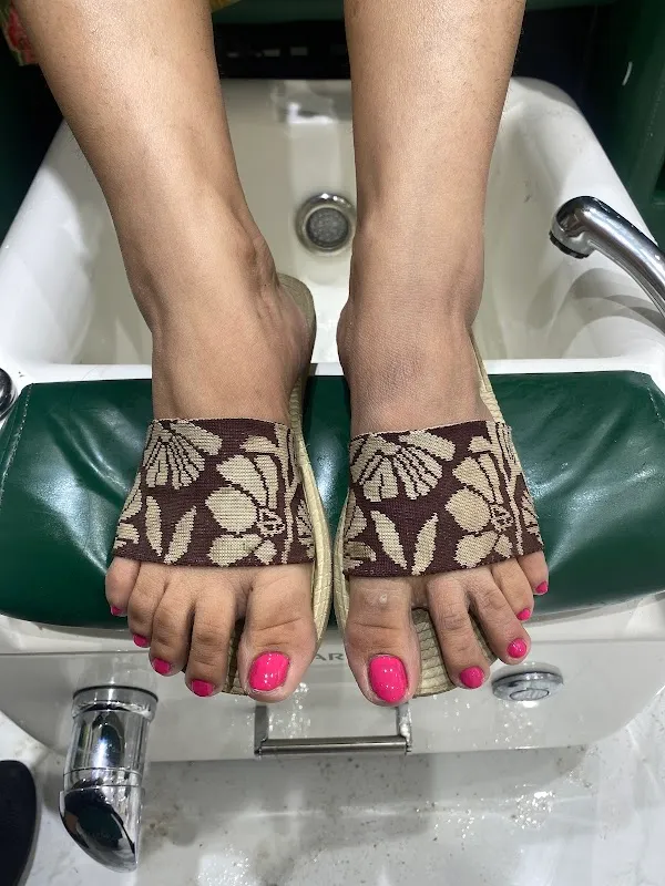 LookWell Salon - Adharwadi