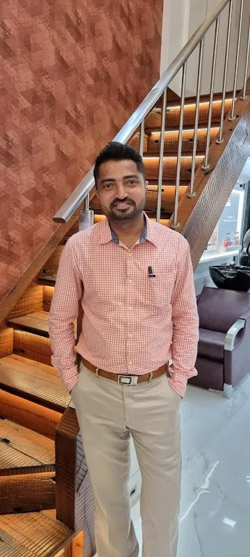 Shivas Salon Goregaon