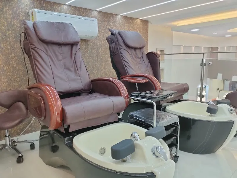 Shivas Salon Goregaon