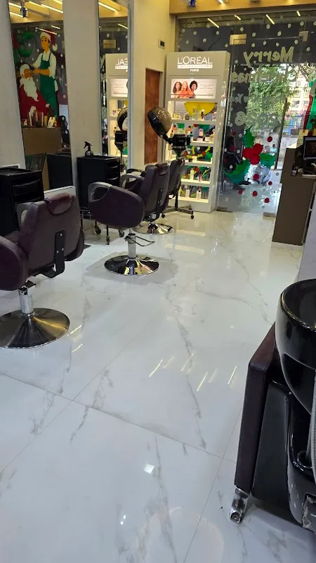 Shivas Salon Goregaon