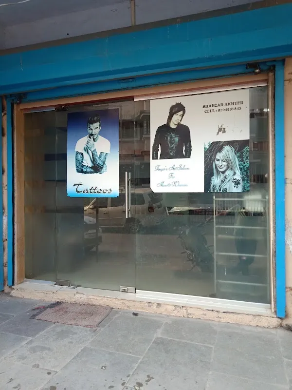 Finger's Art Saloon