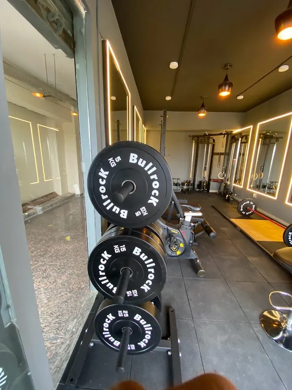 FITNESS WORLD
