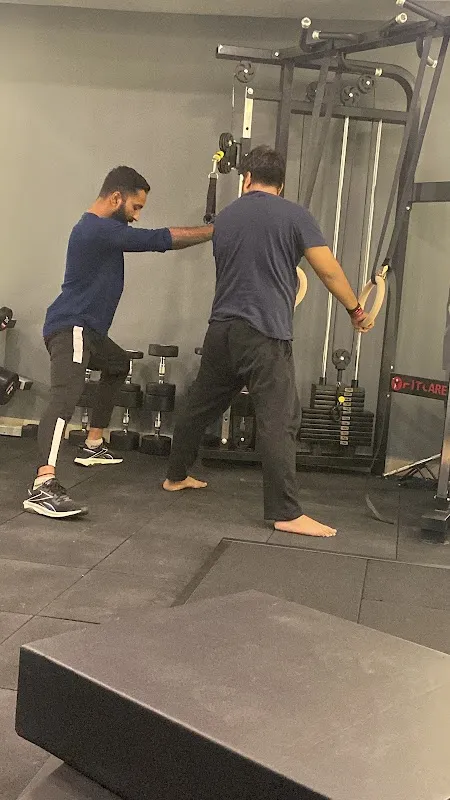 FITNESS WORLD