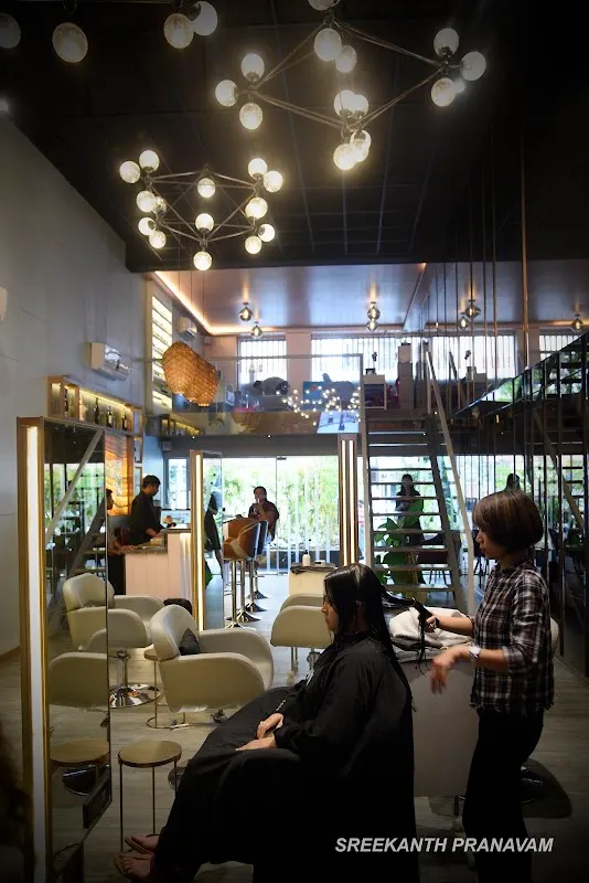 Blown - Salon - Lavelle Road