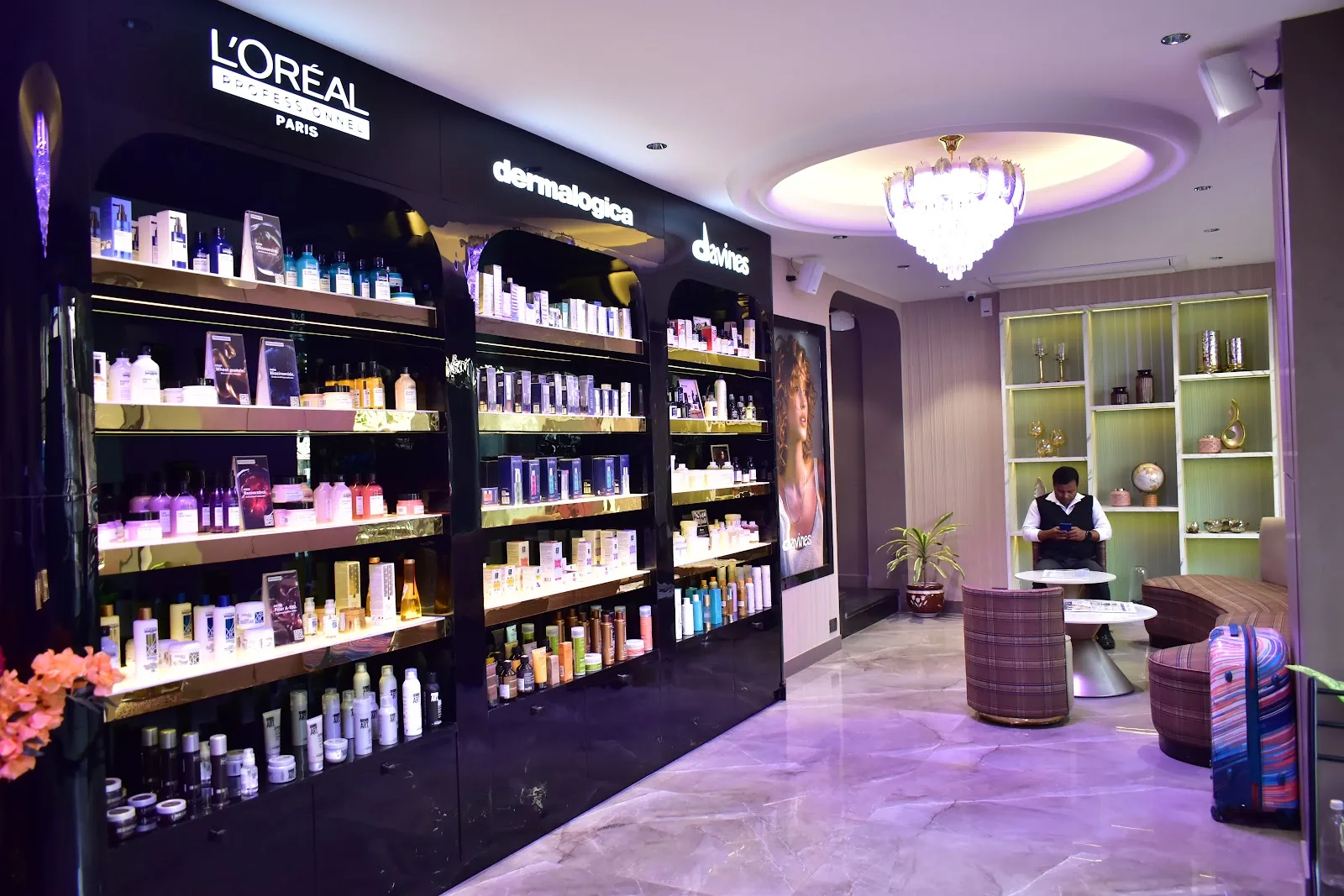 Prismaa Salon