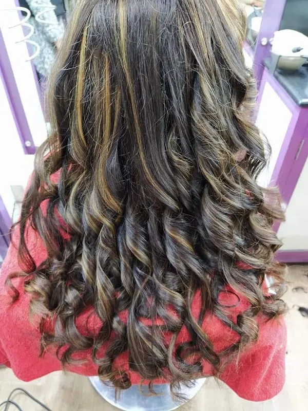 H. M. BEAUTY PARLOUR