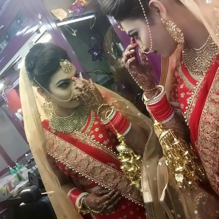 H. M. BEAUTY PARLOUR