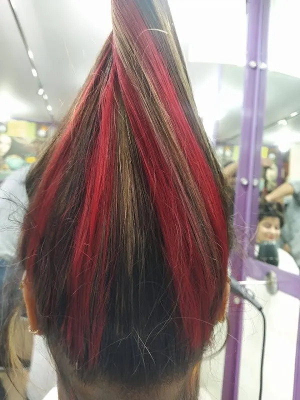 H. M. BEAUTY PARLOUR