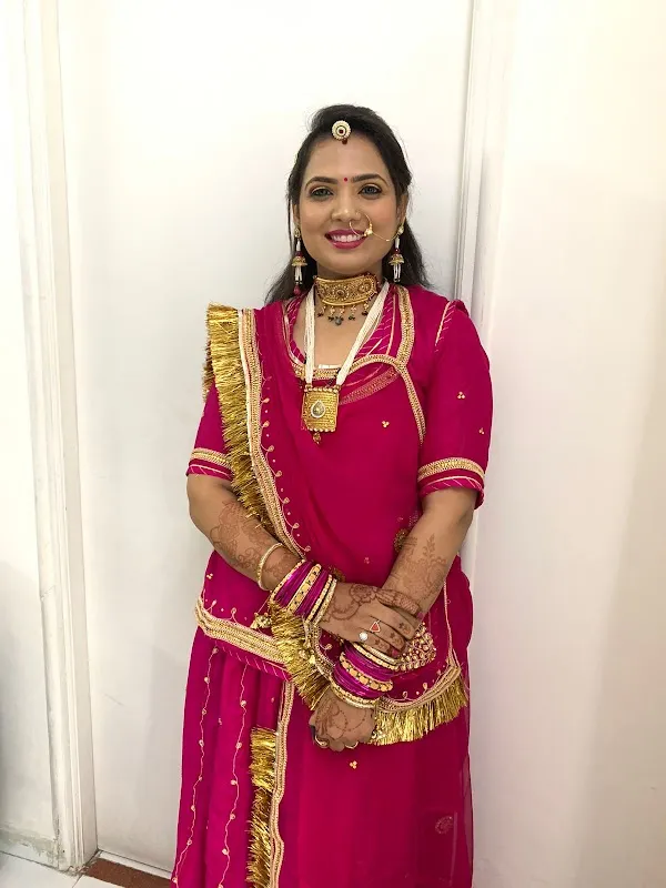Mansi hair and beauty salon