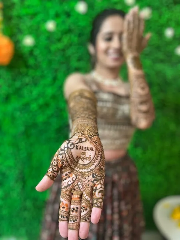 Mansi hair and beauty salon