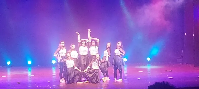 Twins Dance Art Studios