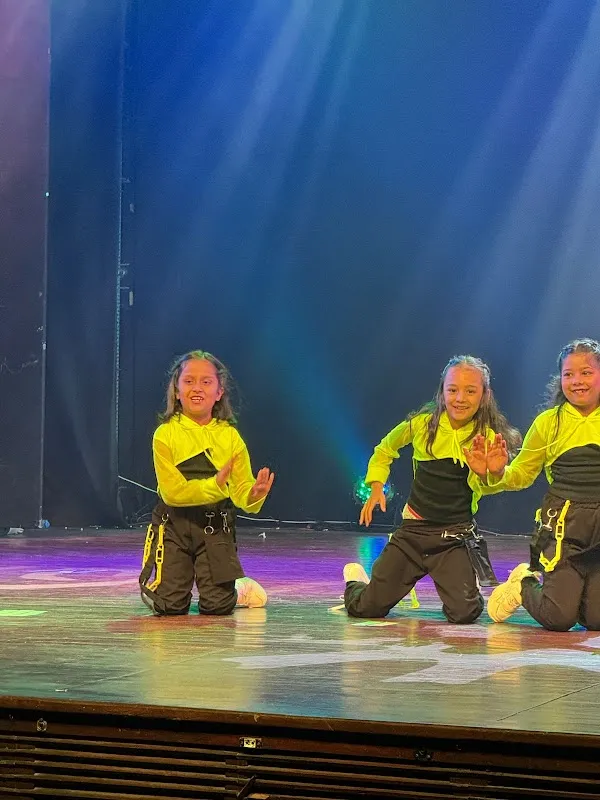 Twins Dance Art Studios