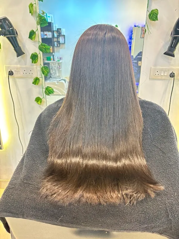 CREATIVE 24 UNISEX SALON