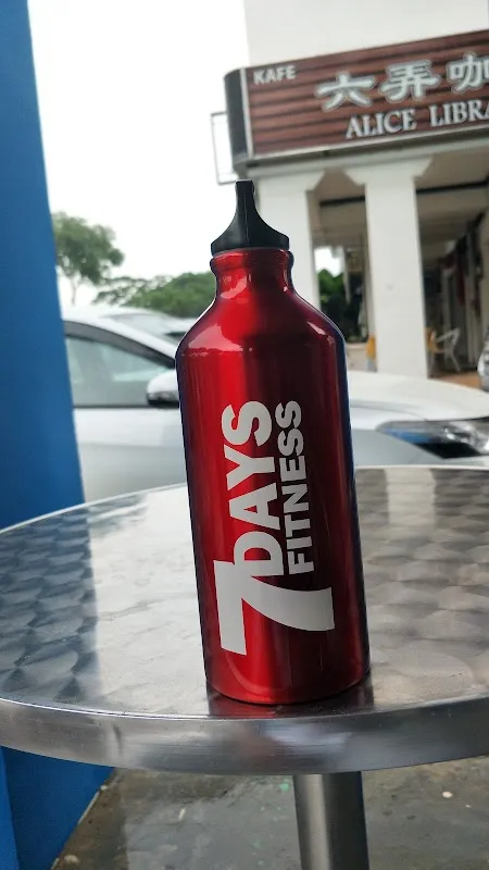 7 DAYS FITNESS KULAI BRANCH