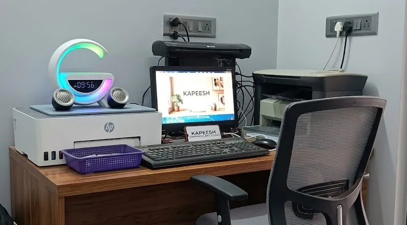 Kapeesh Graphics & Art Studio