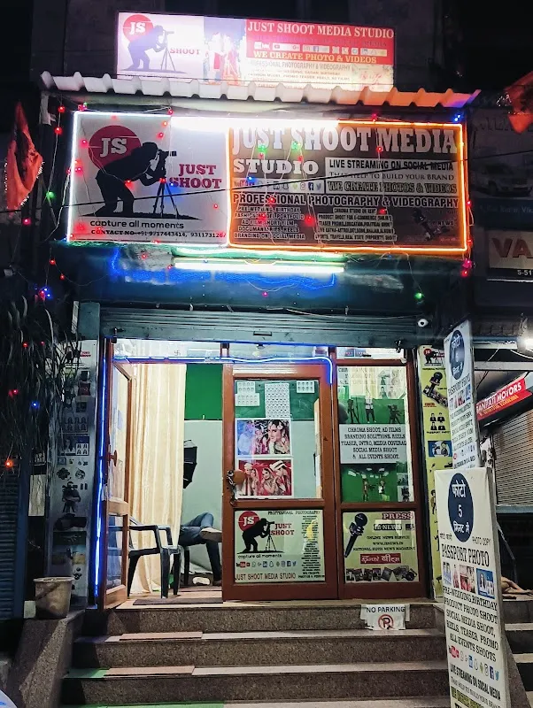 Just Shoot Media Studio