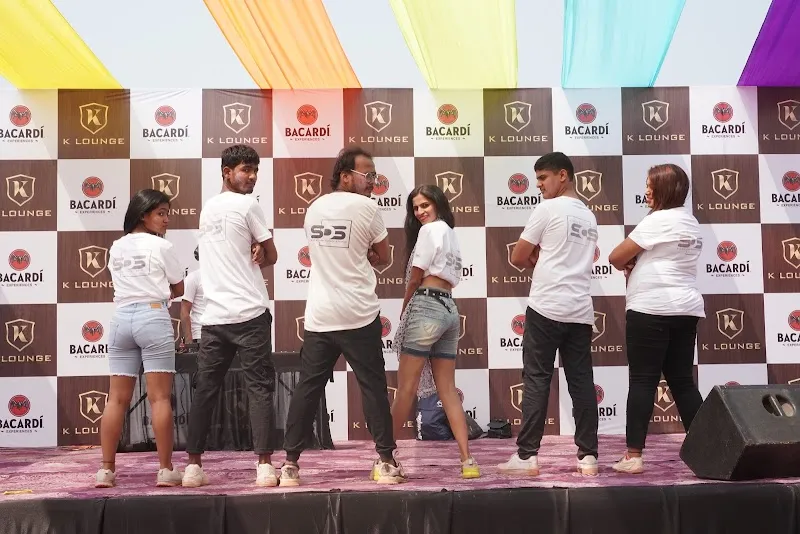 Signature Dance studio - Best Dance Studio in Sangli