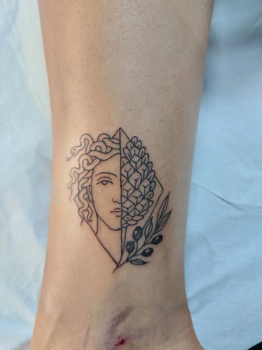 Medusa Shop Tattoo Parlour