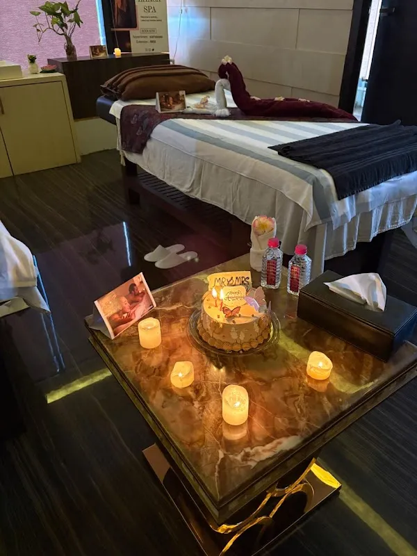 Lhasa Spa - Radisson Lucknow City Center