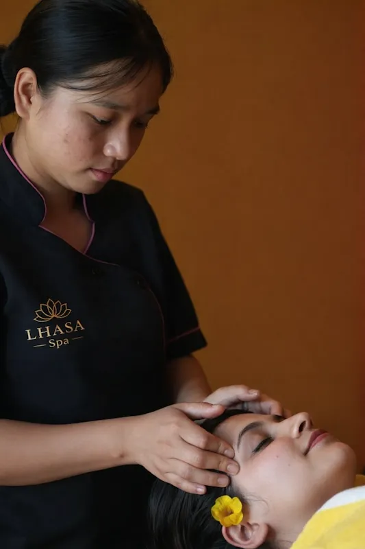 Lhasa Spa - Radisson Lucknow City Center