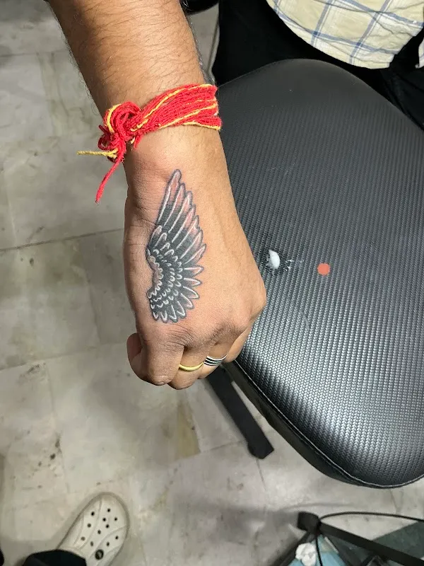 Crystal tattoo studio