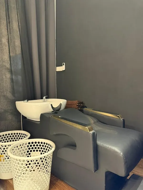 Tik Top Salon | Hair Salon Pasir Gudang