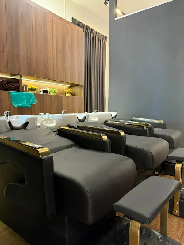 Tik Top Salon | Hair Salon Pasir Gudang