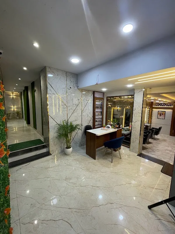 Empress salon