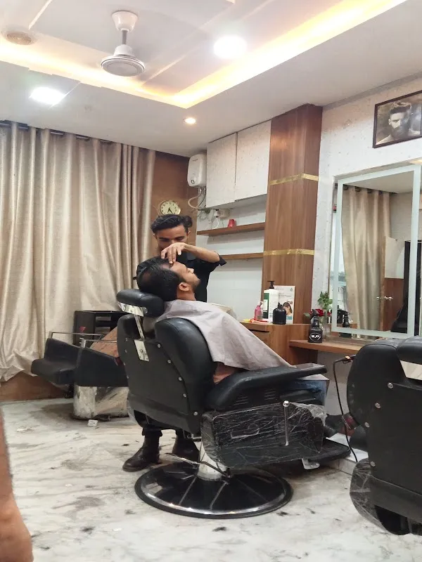 Empress salon