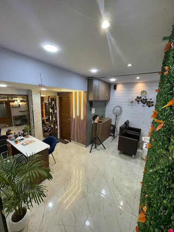 Empress salon