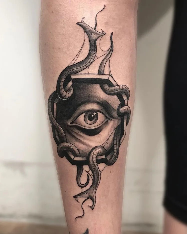 Knuckle Up Budapest Tattoos and Piercings