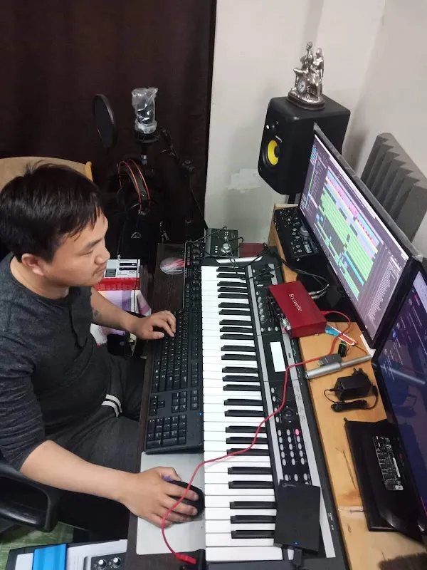 Play Studio