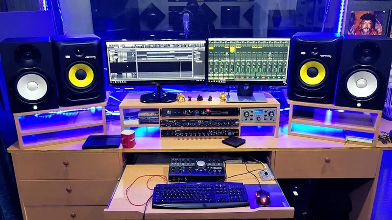 Play Studio