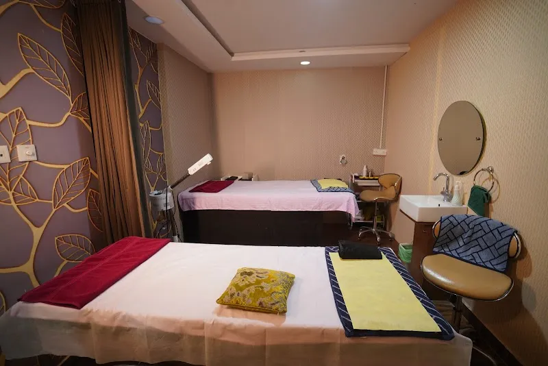 Hiwaga Beauty Salon & Clinic