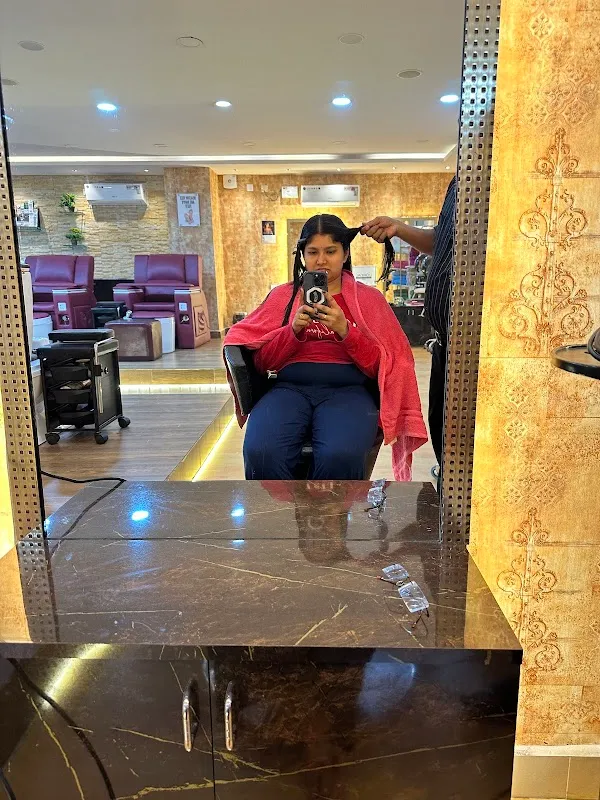 Hiwaga Beauty Salon & Clinic