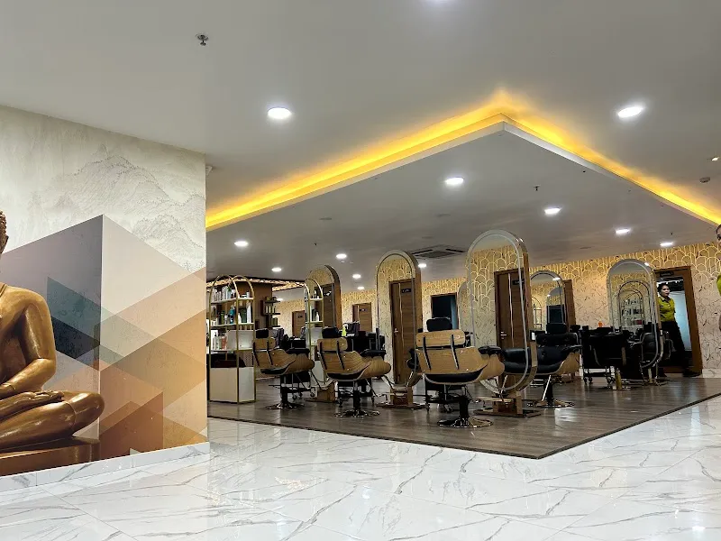 Hiwaga Beauty Clinic in Vijayawada