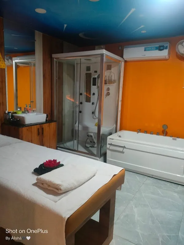 Khaphs Spa & Salon
