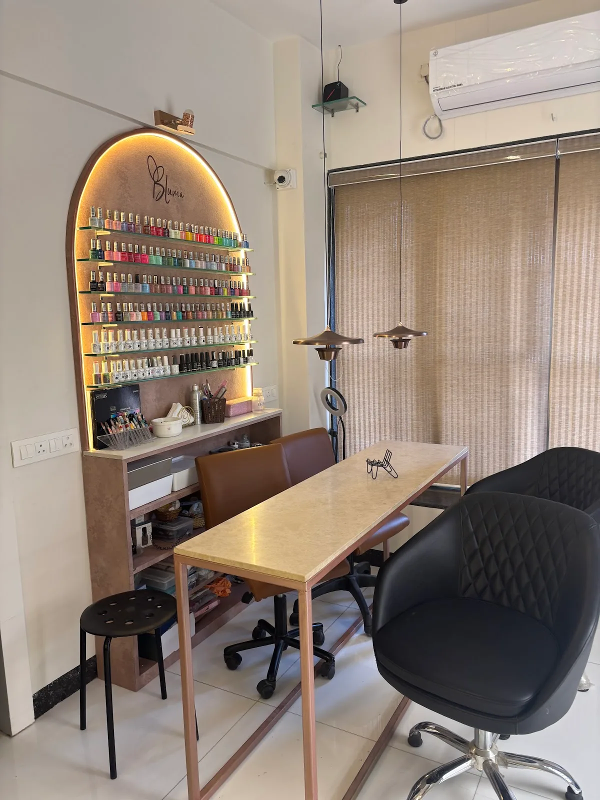 Bluma Salon and Spa, Khar