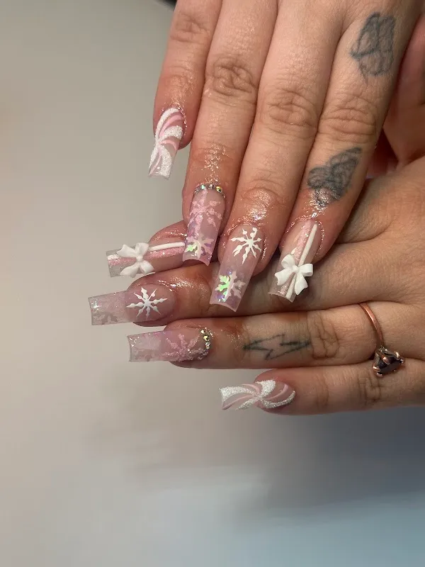 AMR Beauty Bar