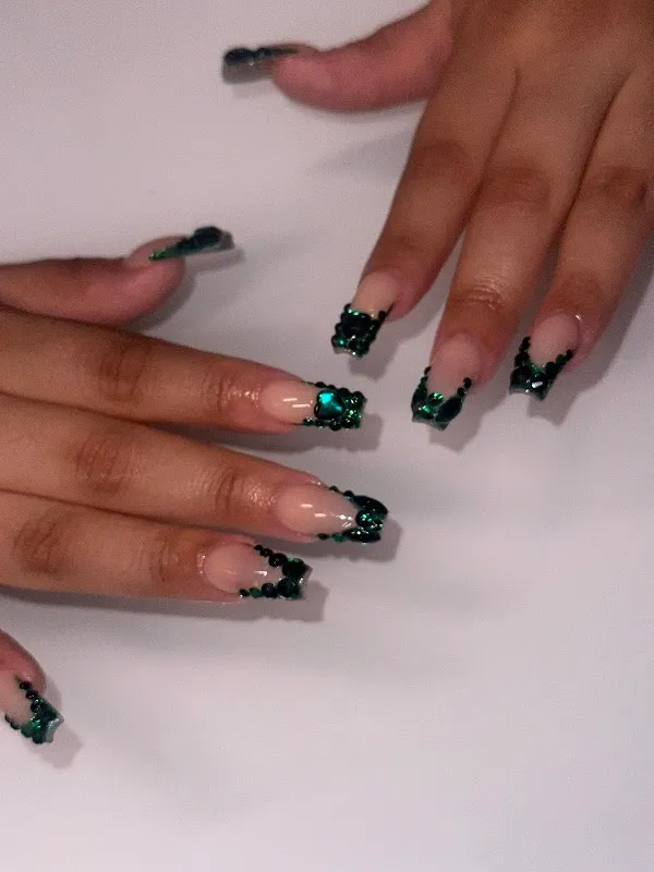 AMR Beauty Bar