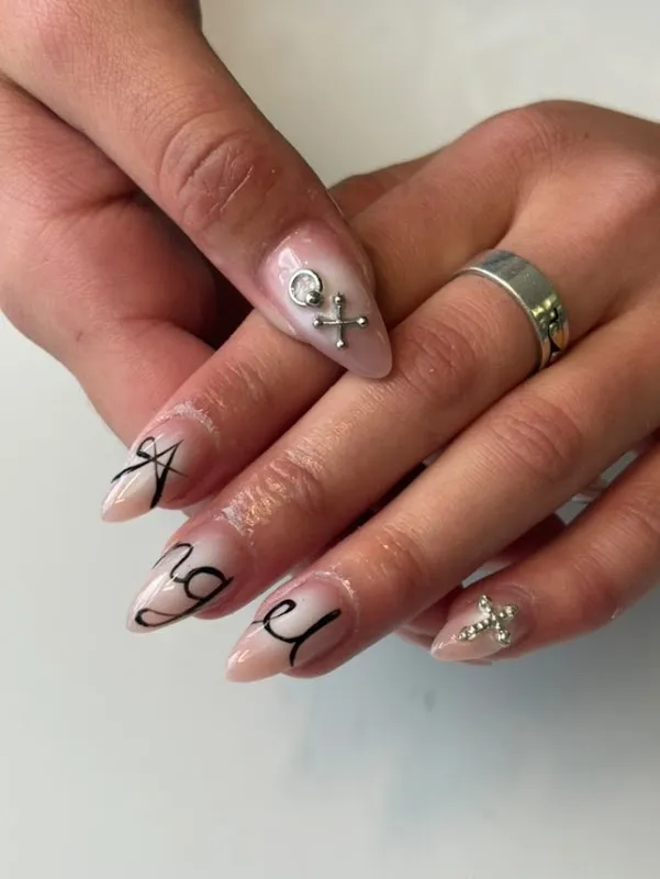 AMR Beauty Bar