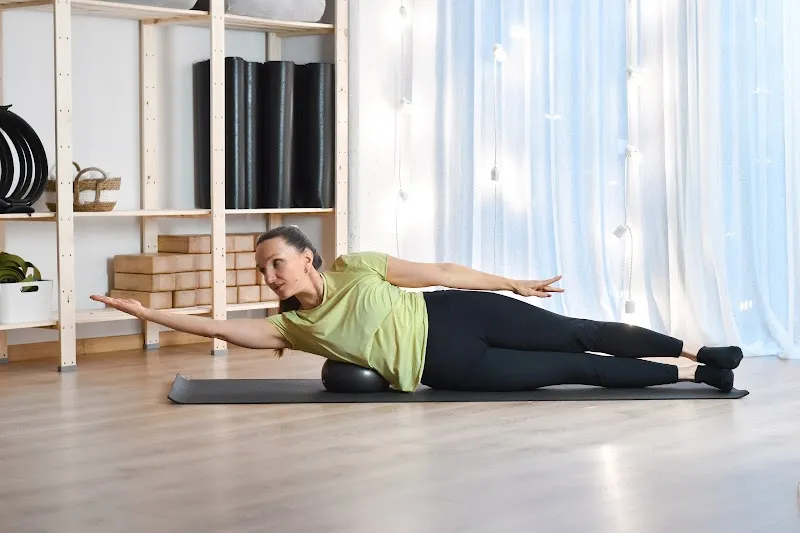 Studio "Moova" Kraków (joga, aerial joga, fitness, masaż)